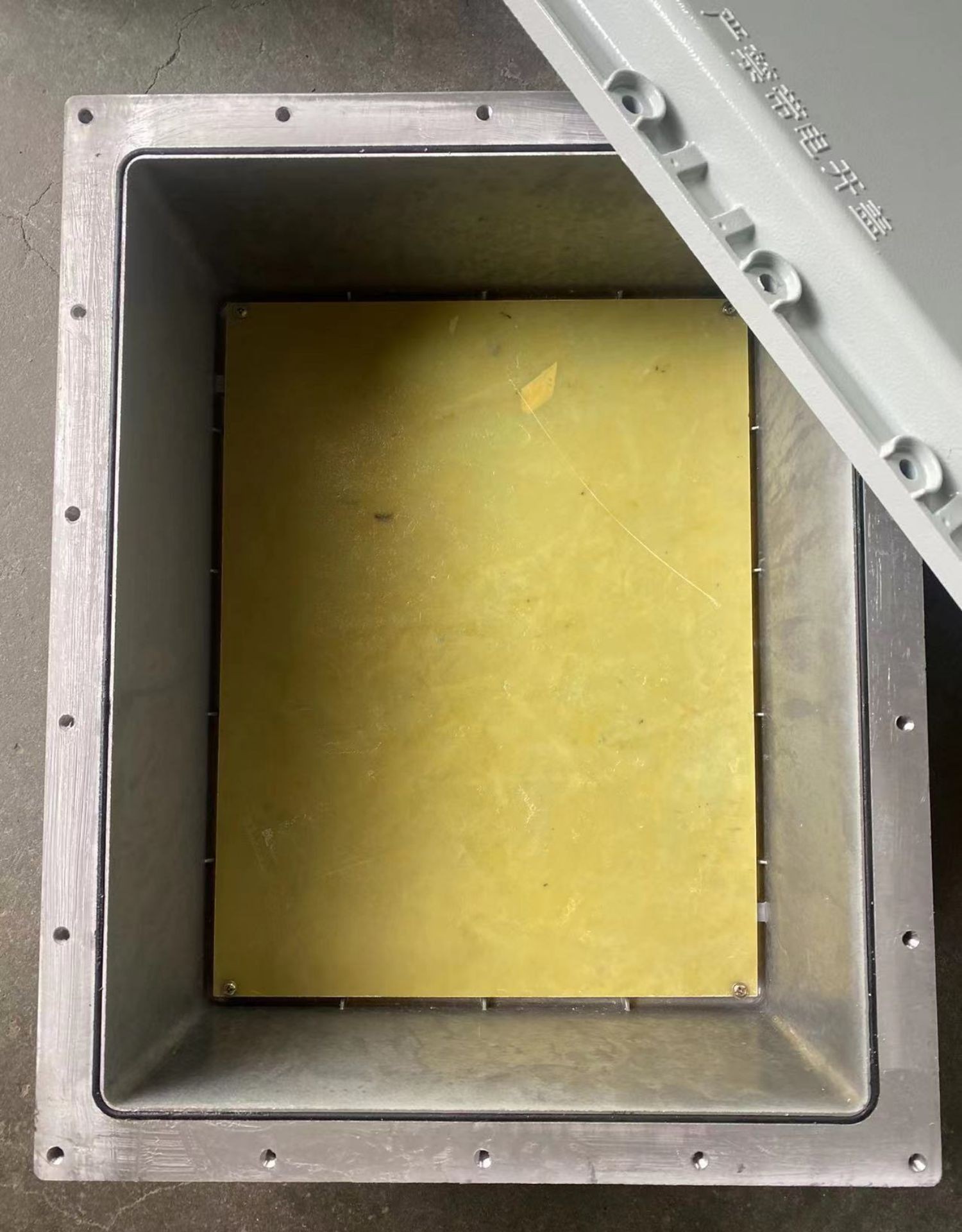 防爆接线箱-8.jpg 防爆接线箱-8.jpg